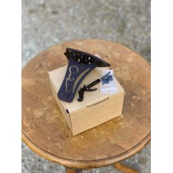Trophy Mount | V�goph�ngt trof�holder | Mellem